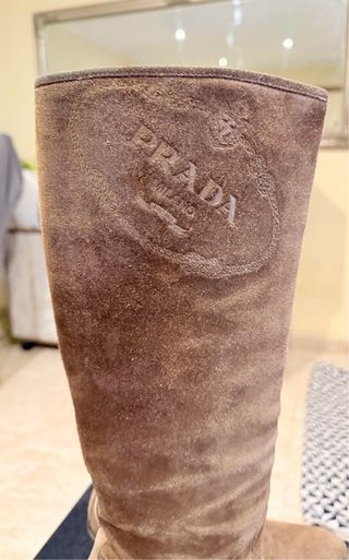 Botas altas Prada marrones