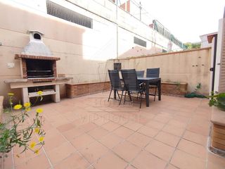 Casa adosada en venta en Montigalà -Sant Crist en Badalona