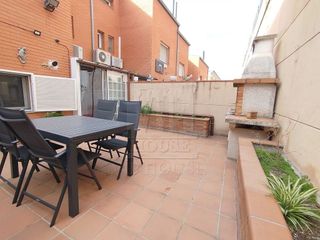 Casa adosada en venta en Montigalà -Sant Crist en Badalona