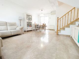 Casa adosada en venta en Montigalà -Sant Crist en Badalona