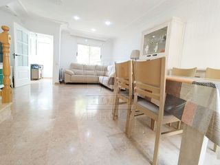 Casa adosada en venta en Montigalà -Sant Crist en Badalona