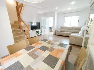 Casa adosada en venta en Montigalà -Sant Crist en Badalona