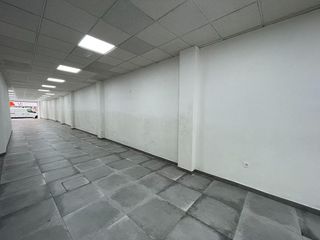 Local comercial en alquiler en Camas