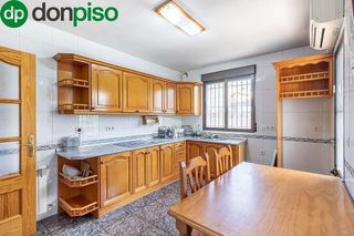 Chalet en venta en Ogíjares