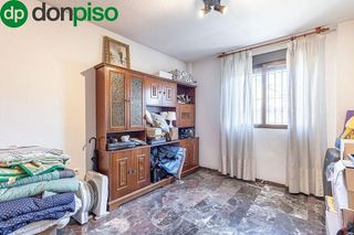 Chalet en venta en Ogíjares