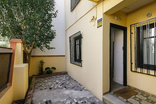 Casa adosada en venta en Cervantes en Granada