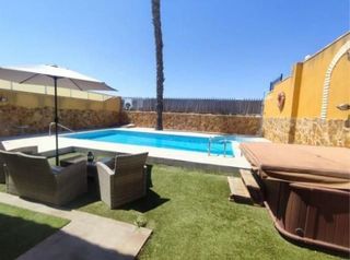 Chalet en venta en Nueva Torrevieja - Aguas Nuevas en Torrevieja
