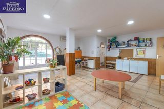 Chalet en venta en Ogíjares