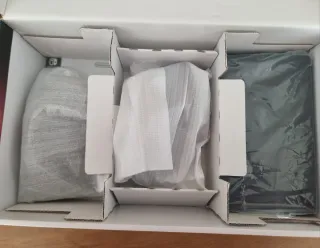 Nintendo Switch Azul/Rojo Neón 32GB + Extras