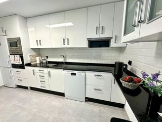 Piso en venta en Zona Puerto Deportivo en Fuengirola