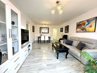 Piso en venta en Zona Puerto Deportivo en Fuengirola