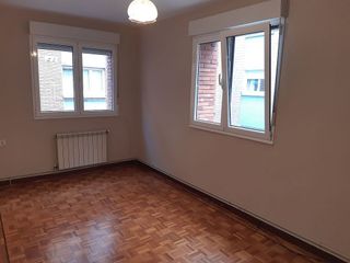 Piso en venta en Pumarín en Gijón