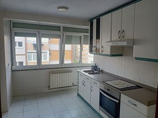 Piso en venta en Pumarín en Gijón