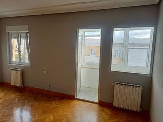 Piso en venta en Pumarín en Gijón