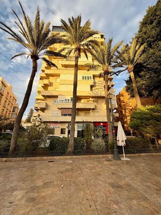 Piso en venta en Centro en Almería