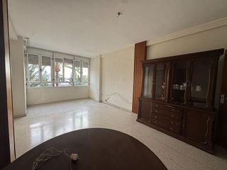 Piso en venta en Centro en Almería