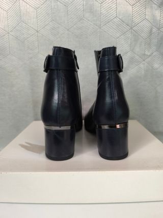 Botines mujer tacón medio con hebilla - Nuevos