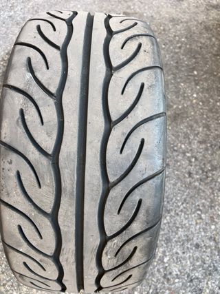 Neova AD08 235/45 R17 94W