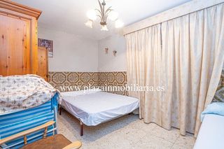 Chalet en venta en Lucena