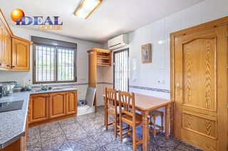 Chalet en venta en Ogíjares