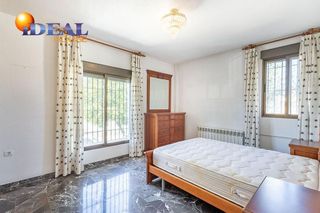 Chalet en venta en Ogíjares