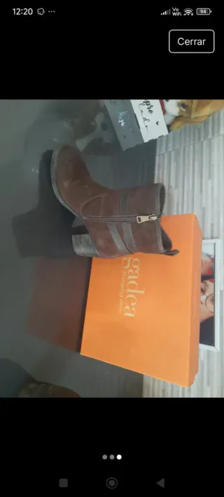 Botines de ante marrones