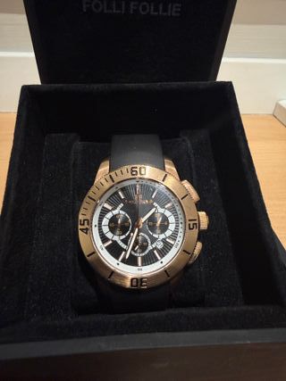 Reloj Folli Follie Dorado con Caja