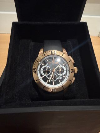 Reloj Folli Follie Dorado con Caja