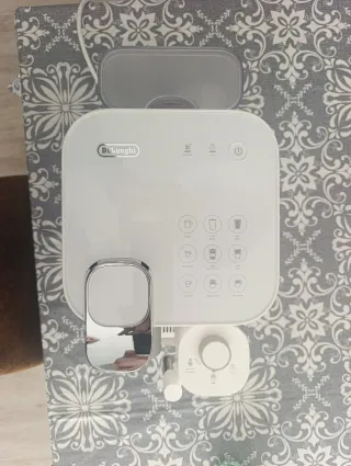 Cafetera Nespresso De'Longhi Gran Lattisima