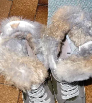 Scarponcini marroni/verdi con pelliccia