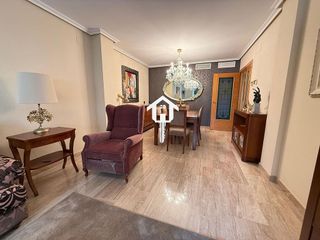 Piso en venta en Centro en Alicante