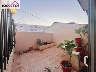 Piso en venta en Benicalap en Valencia