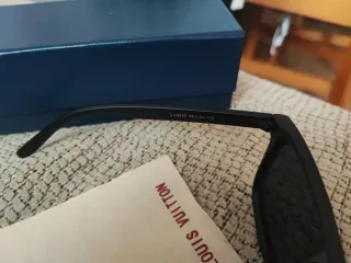 Gafas de sol Lv negras