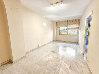 Piso en venta en La Buhaira en Sevilla
