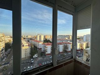 Piso en venta en Tres Huertas - El Torrejón - El Cerezo en Sevilla