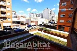 Piso en venta en Piscinas en Villarreal