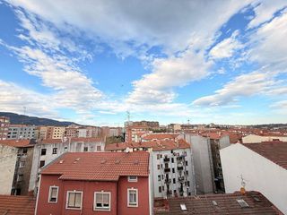 Piso en venta en Centro - Desierto - Arrontegi en Barakaldo