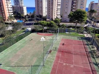 Piso en venta en Cabo de las Huertas en Alicante