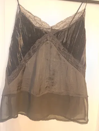 Top fiesta negro encaje terciopelo