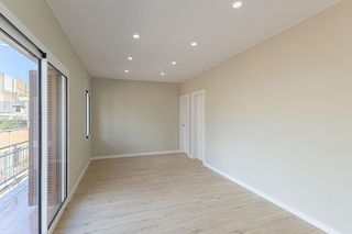 Piso en venta en Sants en Barcelona