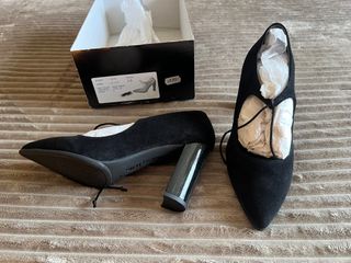 Zapatos de tacón negros talla 39
