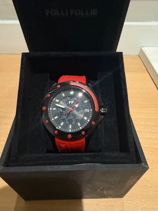 Reloj Folli Follie Negro y Rojo