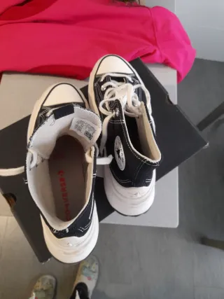 Converse 41 Negras y Blancas