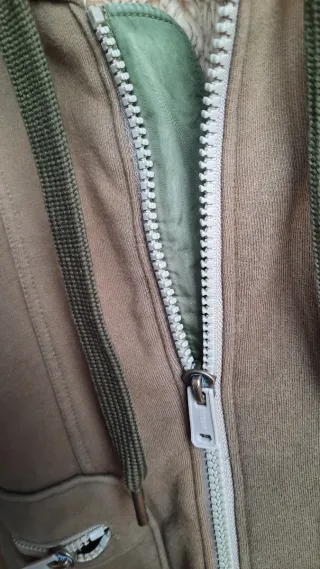 Giacchetto Diesel verde oliva con cappuccio