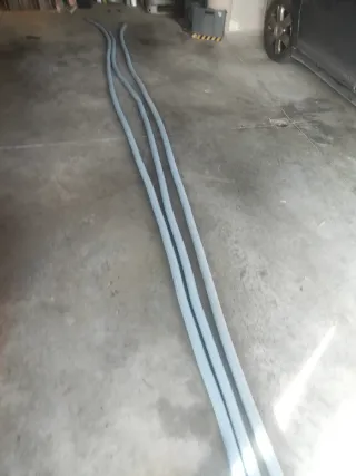 Tubo metálico flexible instalaciones, tres trozos