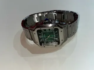 Reloj modelo Cartier Santos Verde