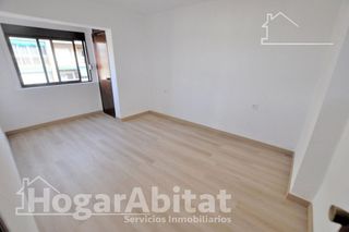 Piso en venta en La Creu Coberta en Valencia
