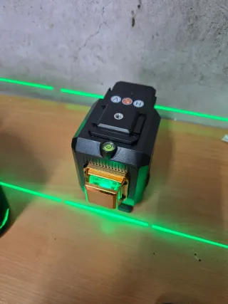 Nivel Láser a Batería