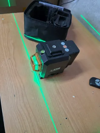 Nivel Láser a Batería