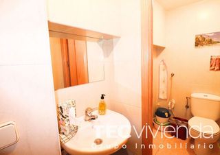 Local comercial en venta en Valderas - Los Castillos en Alcorcón